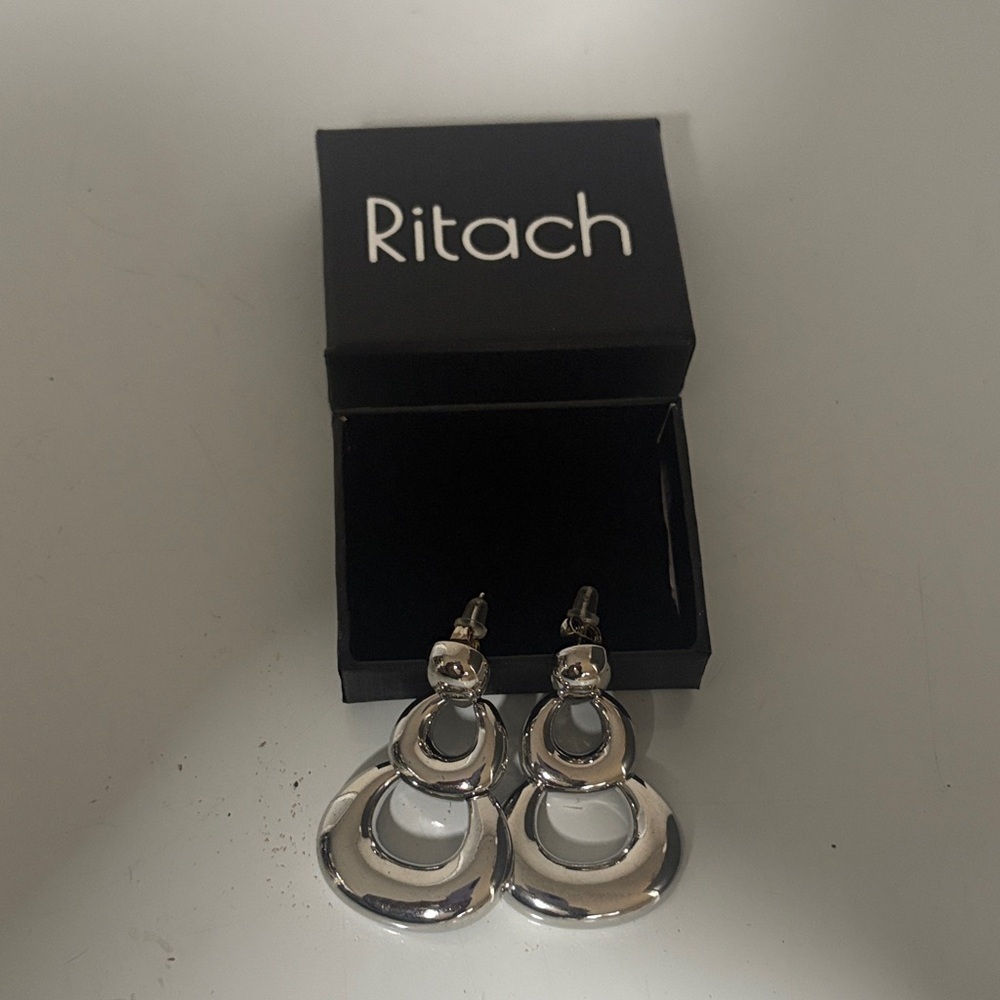 TACH Elegant Silver Earrings